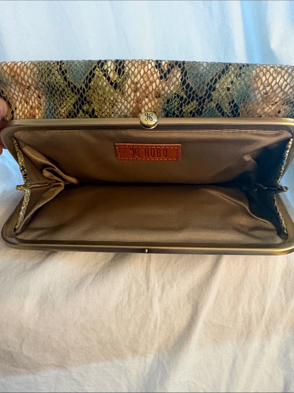 HOBO Bags | Rachel Wallet in Garden Snake - Picture 3 of 3